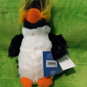 2011 The Petting Zoo Aquatic Collection 8" Emperor Penguin Squeaky Plush Toy